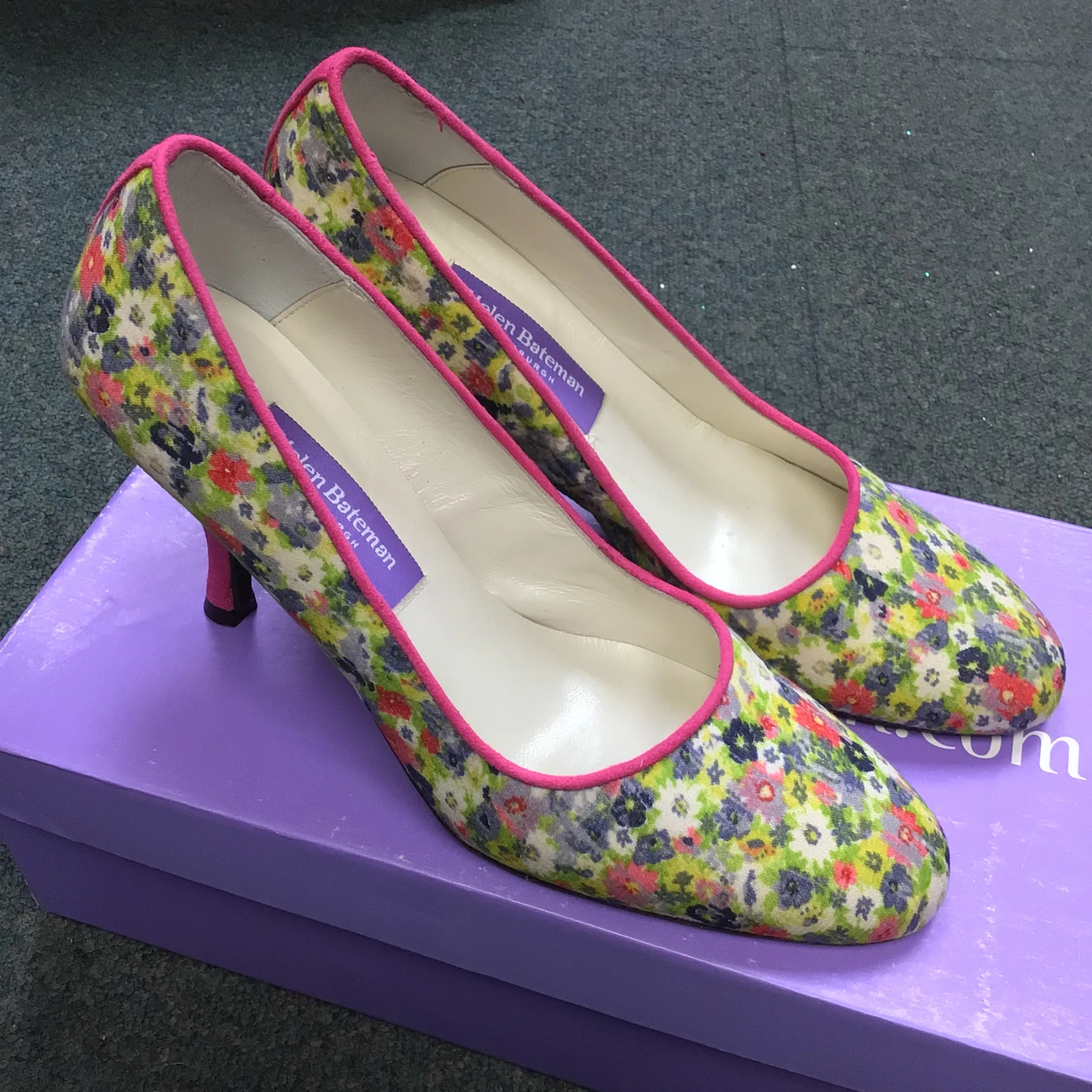 BNIB Helen Bateman Pink Floral Heels Size 35