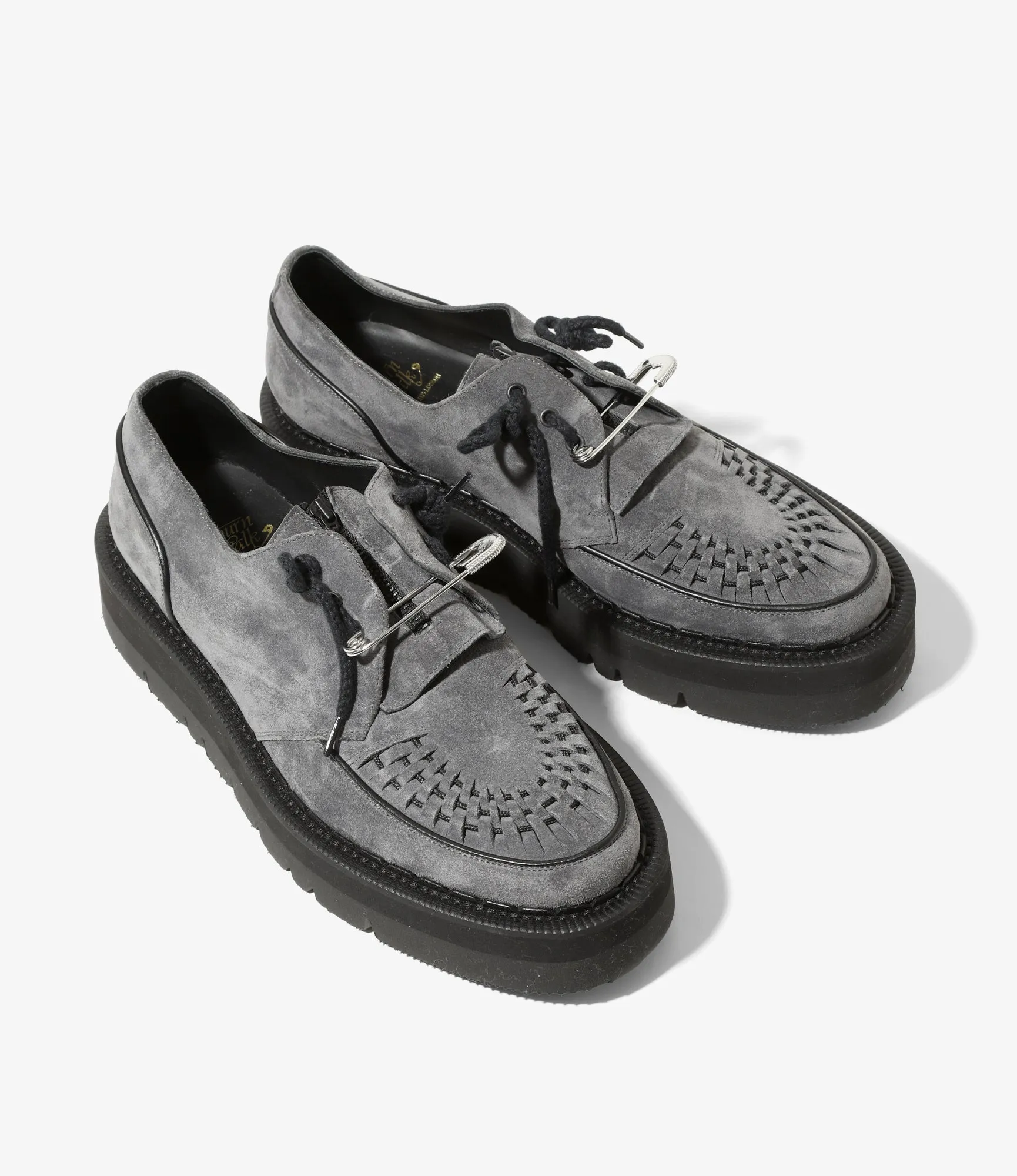 QR Gibson – Charcoal Suede