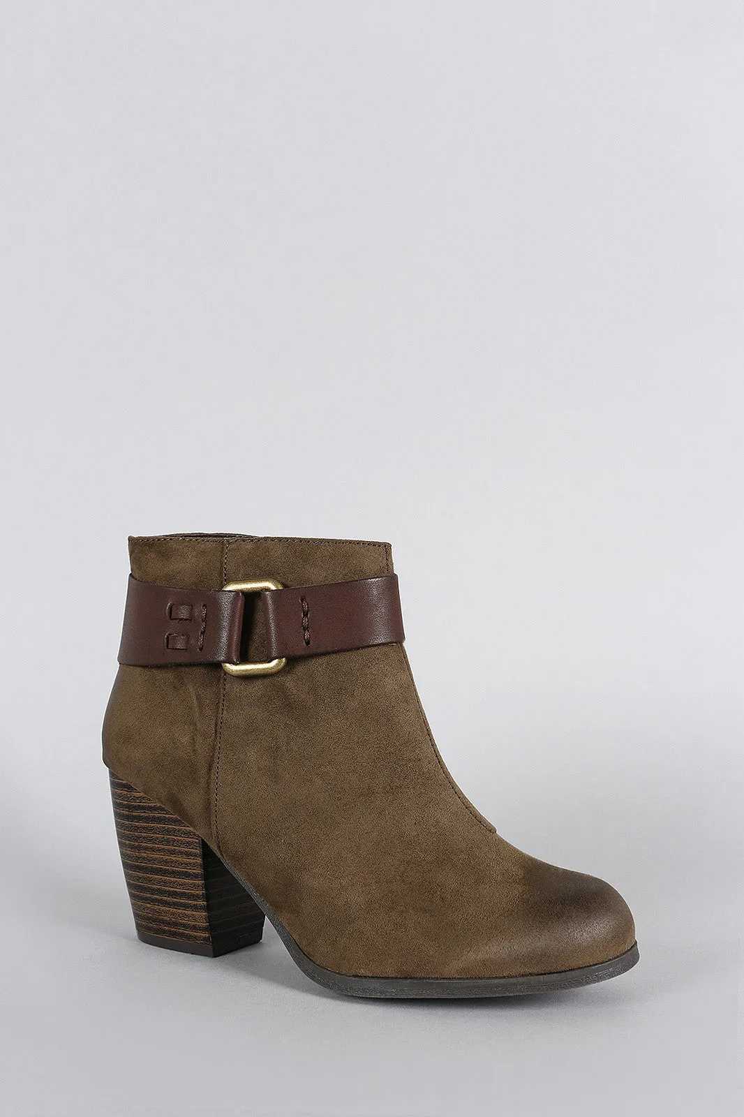 Qupid Suede Contrast Hardware Round Toe Heeled Ankle Boots