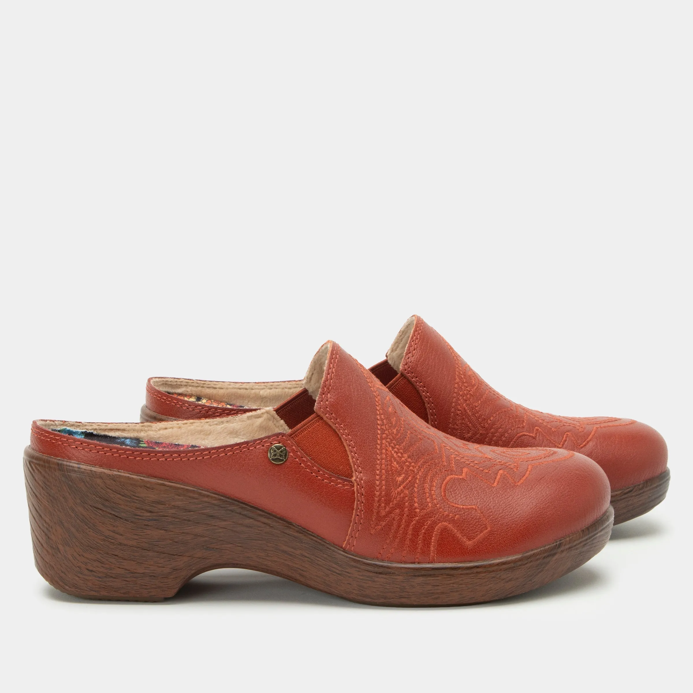 Sereniti Rust Shoe