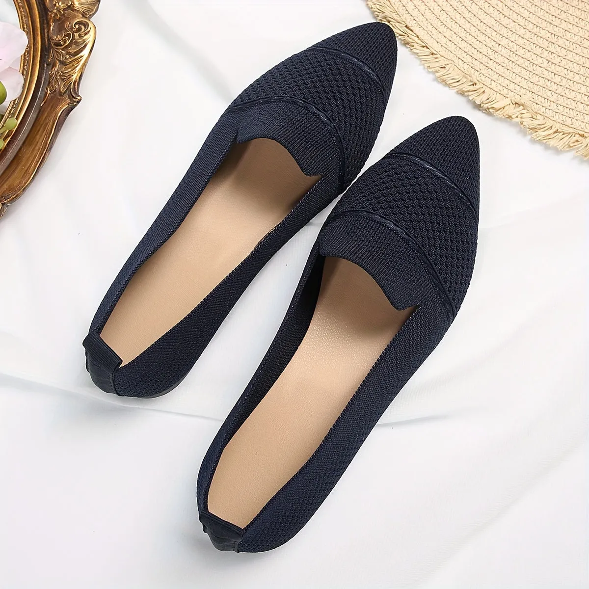 Women's Minimalist Slip-On Knitted Flats, Point Toe, Soft Sole Ballets, Lightweight Comfort