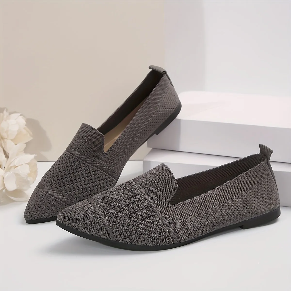 Women's Minimalist Slip-On Knitted Flats, Point Toe, Soft Sole Ballets, Lightweight Comfort