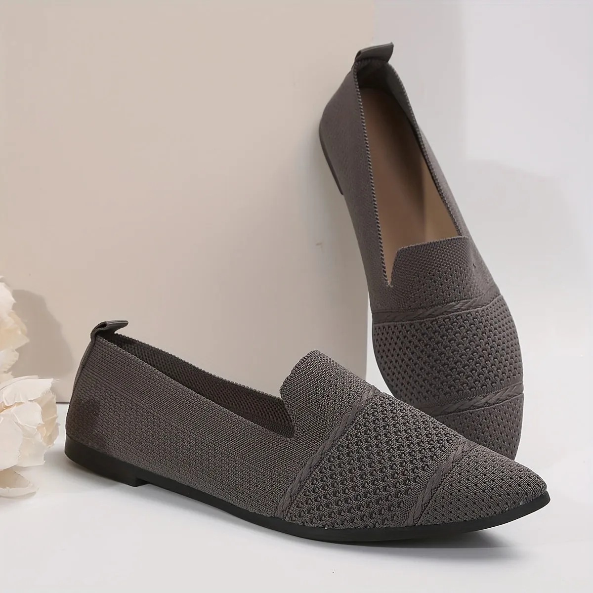 Women's Minimalist Slip-On Knitted Flats, Point Toe, Soft Sole Ballets, Lightweight Comfort